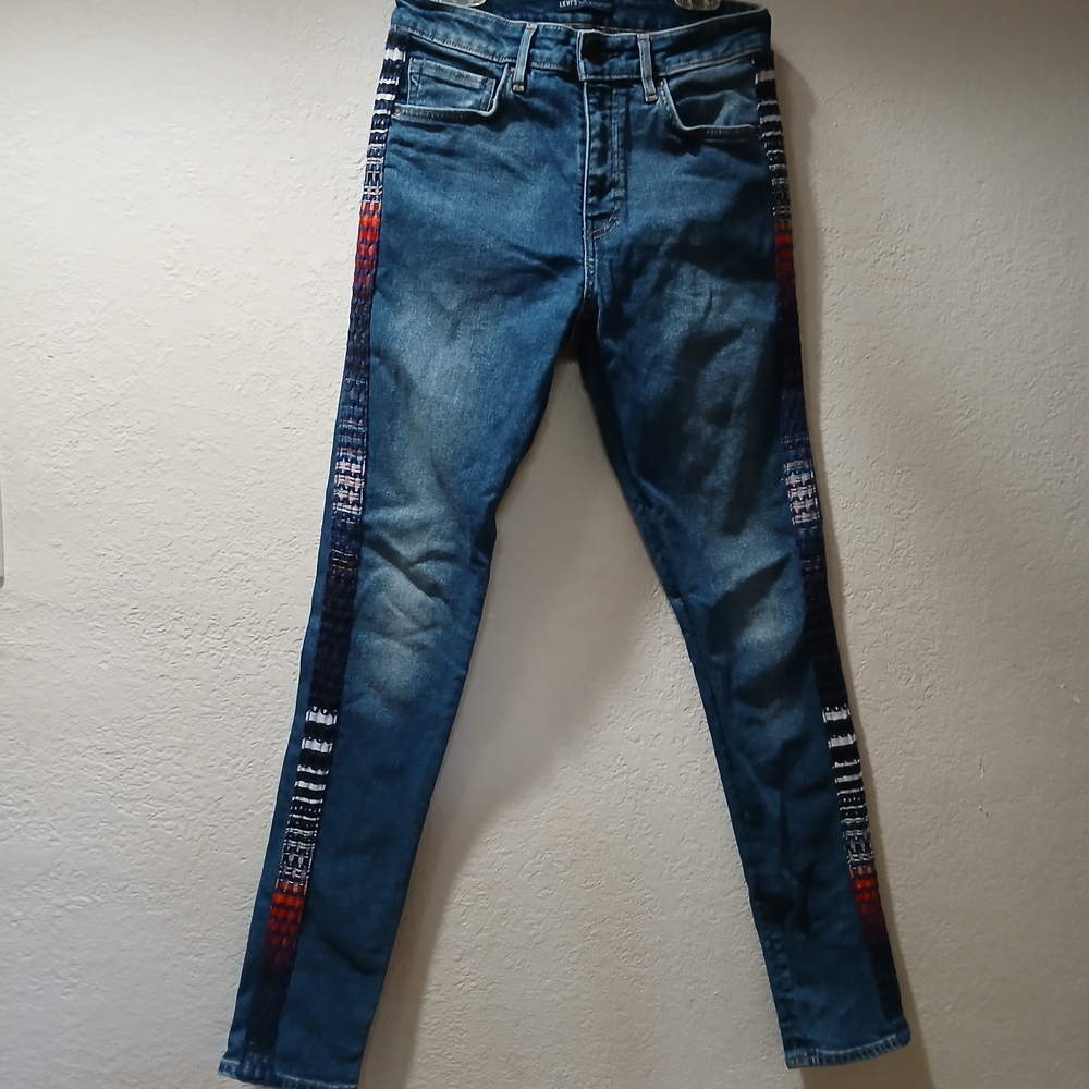 levis size 28/30  blue Patterned Jeans